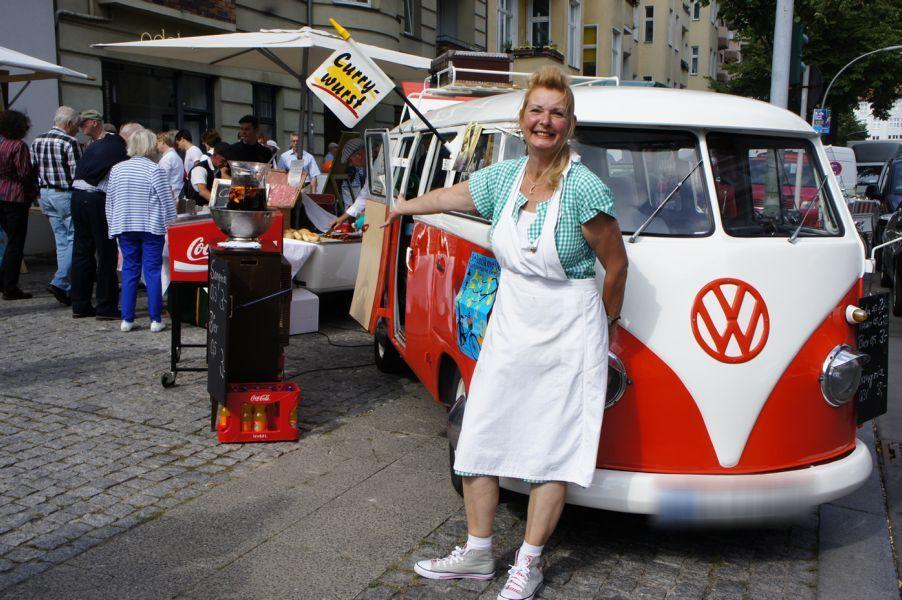 24. Antikmeile in der Berliner Suarezstraße